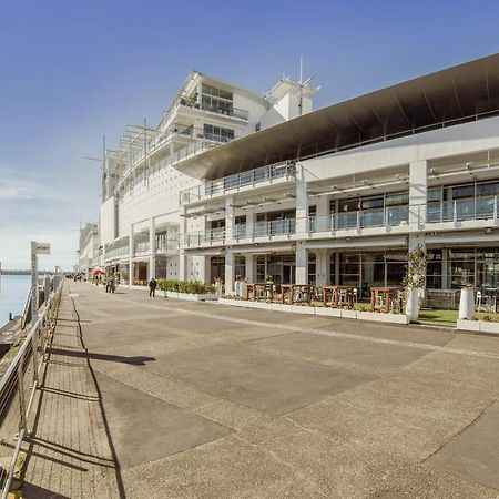 Princes Wharf - Charming 1Br Apartment Оукланд Екстериор снимка