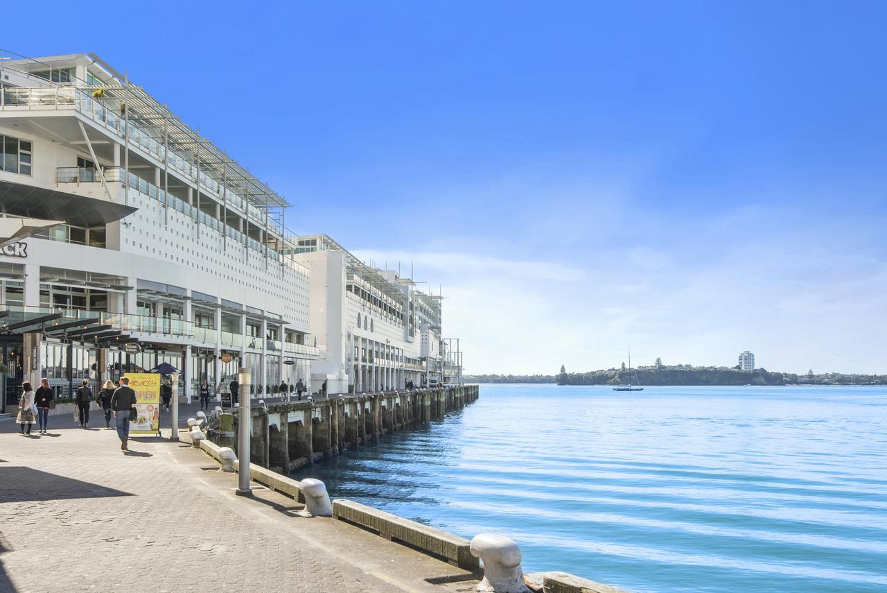 Princes Wharf - Charming 1Br Apartment Оукланд Екстериор снимка
