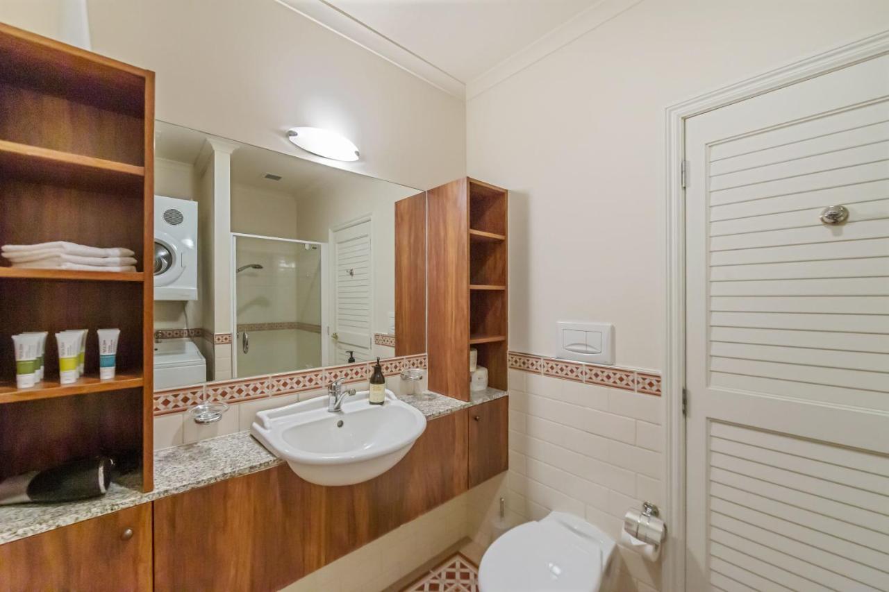 Princes Wharf - Charming 1Br Apartment Оукланд Екстериор снимка